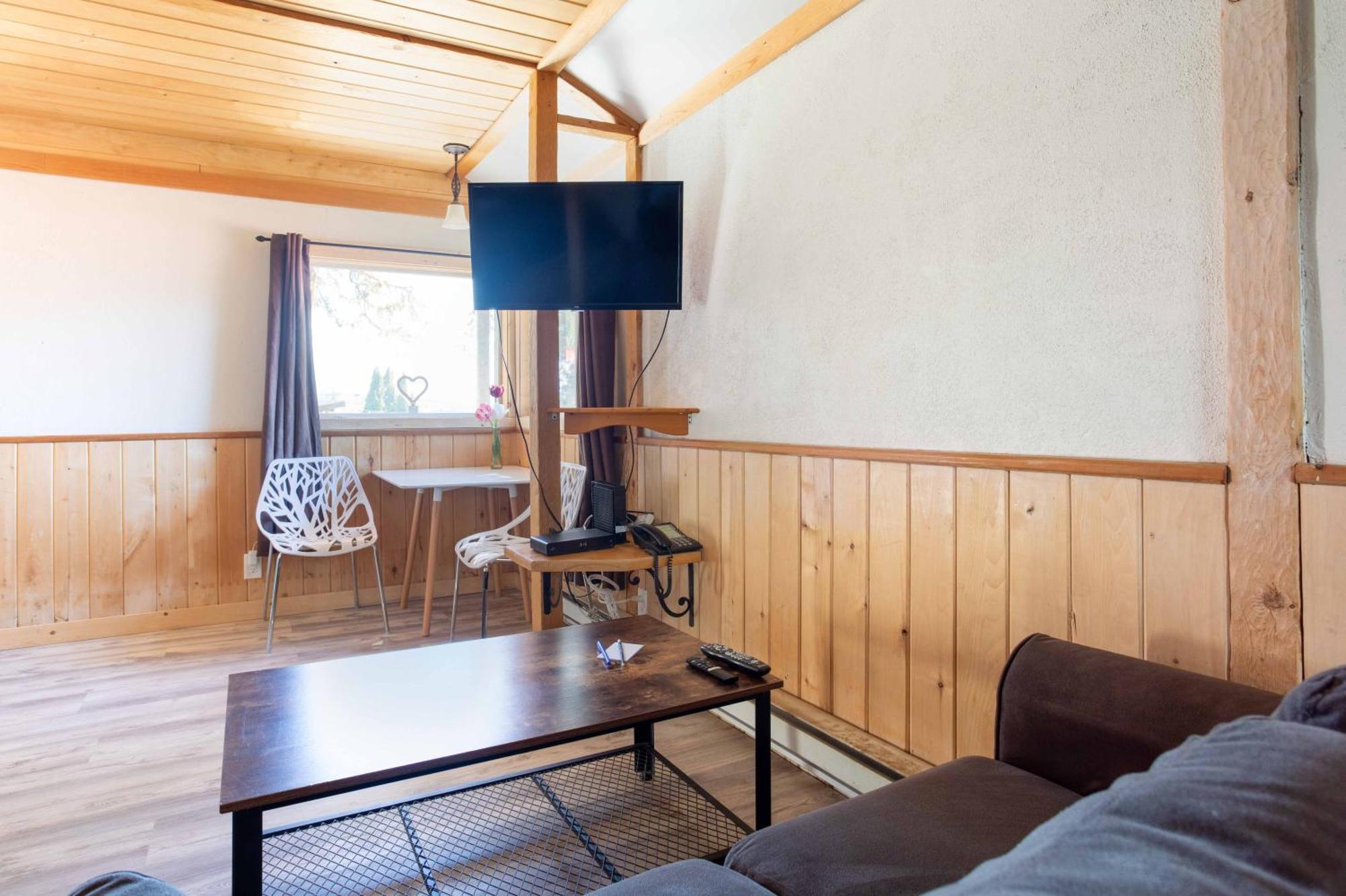 The Valley View Cabins And Event Center Creston Exterior foto