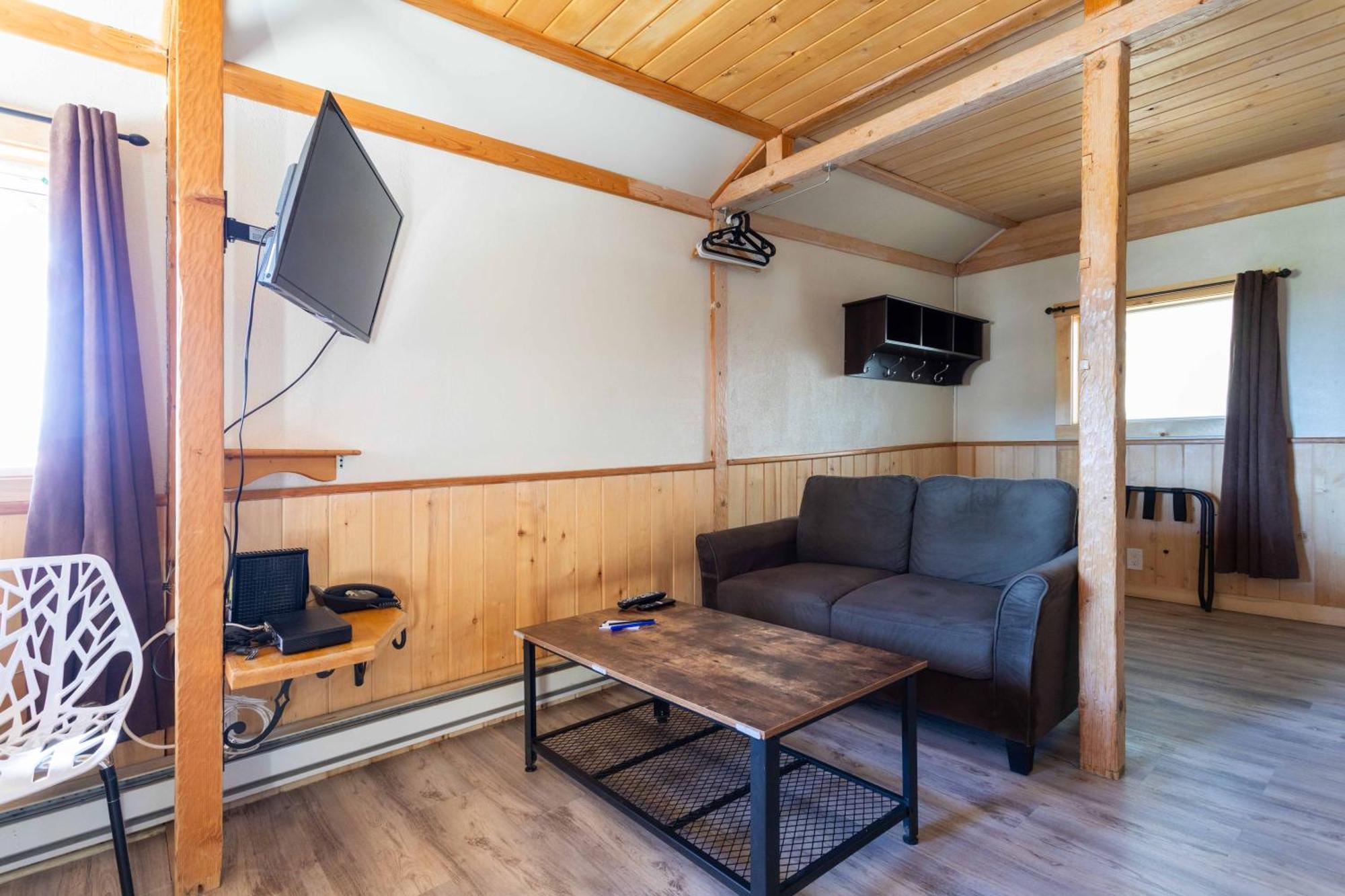 The Valley View Cabins And Event Center Creston Exterior foto